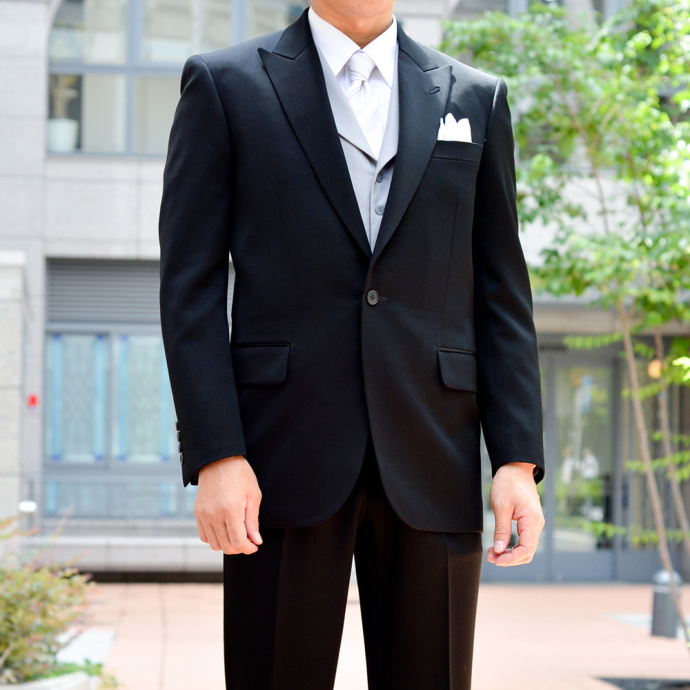 ブラックスーツ‐Black suit‐ | タキシード・燕尾服・モーニングコート 