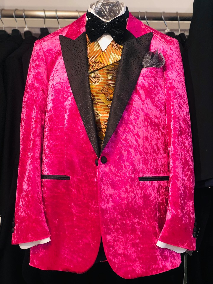 ベロアタキシードのご紹介 タキシード 燕尾服 フォーマル専門店ノービアノービオのブログ